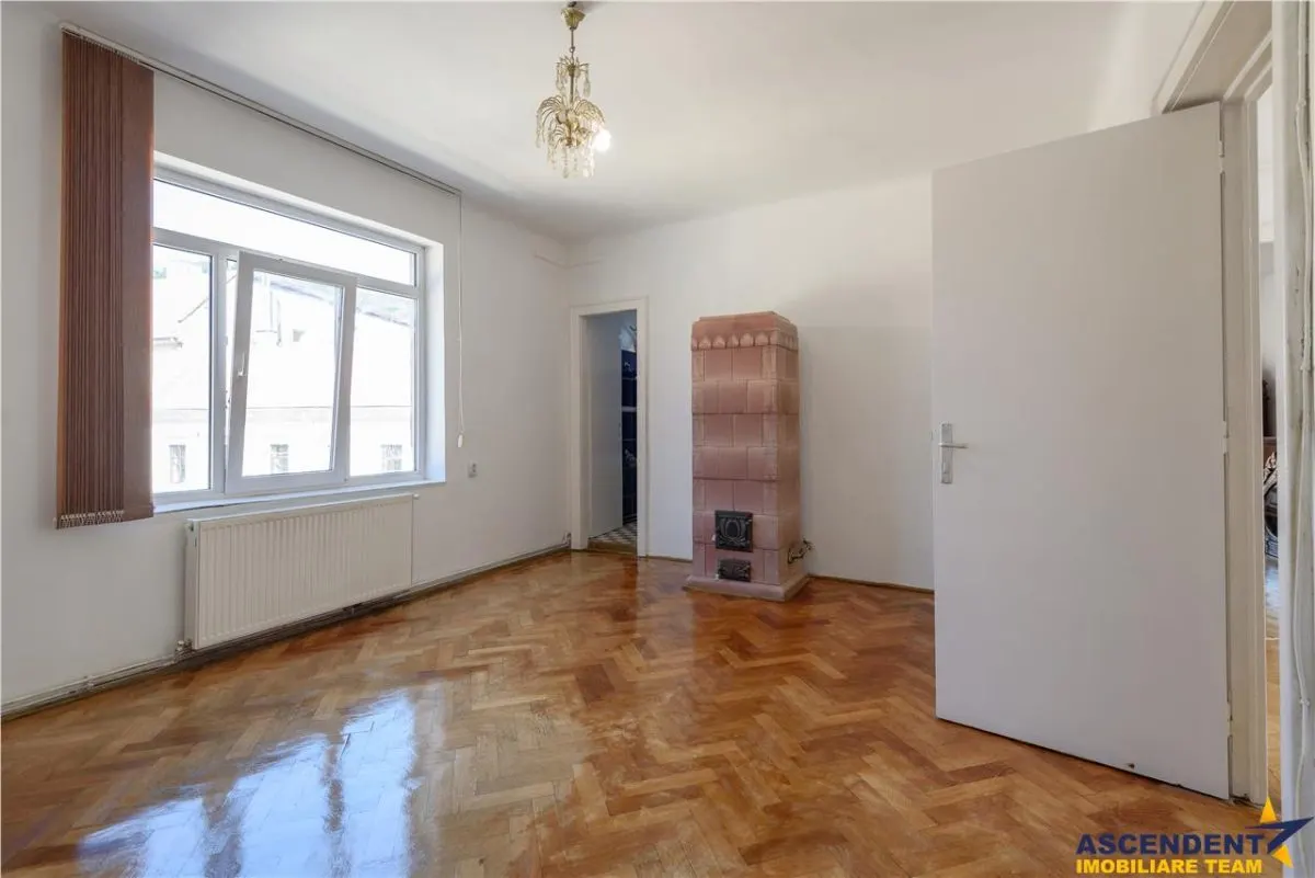 O proprietate care isi pastreaza valoarea: farmec autentic si locatie premium - foto 4