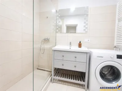 Casa cu 2 locuri de parcare in curte proprie, Stil vintage, Zona STAR  - Central Brasov - foto 10