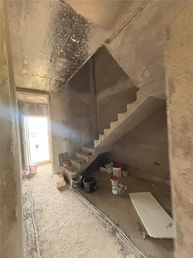 DUPLEX SPATIOS , MOSNITA NOUA, BUCATRIE INCHISA, 125MP UTILI, 5 CAMERE. - foto 15