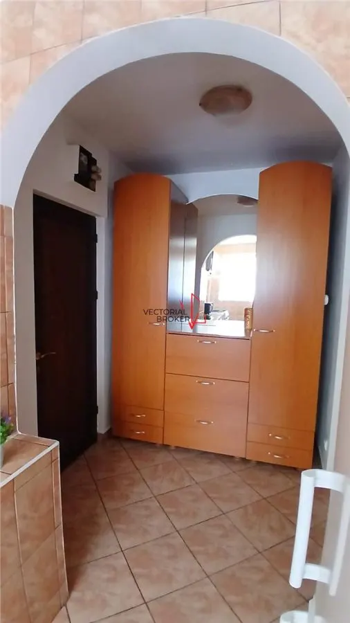 Chirie 2 camere, bloc 79 - Avrig Iancului - foto 6