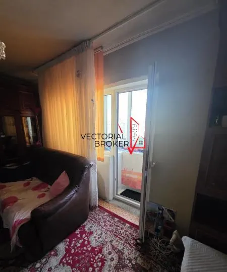 2 camere decomandat Biserica Capra Pantelimon - foto 2