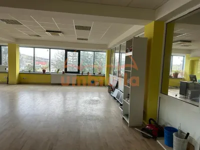 Cladire sediu firma/ clinica medicala - foto 4