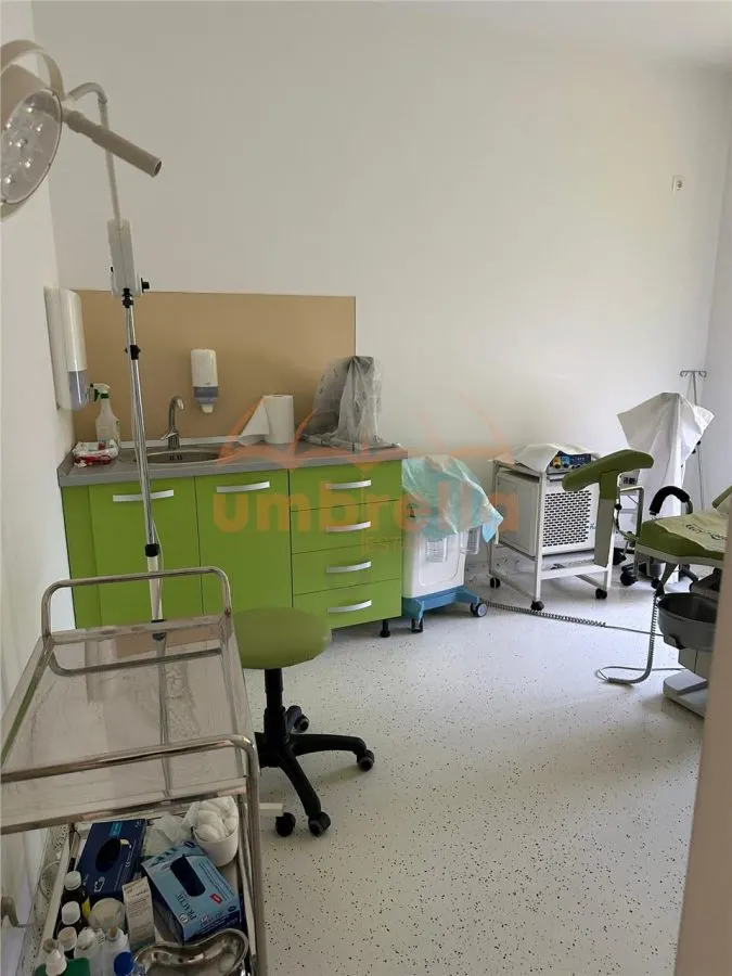 De inchiriat - cabinet ( clinica medicala ) - foto 1