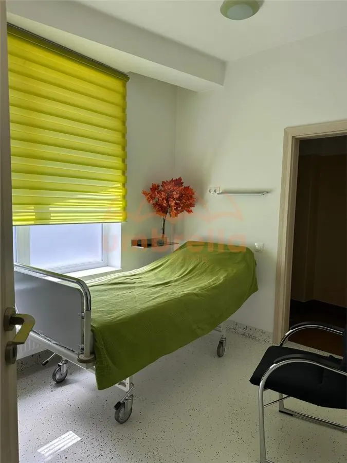 De inchiriat - cabinet ( clinica medicala ) - foto 3