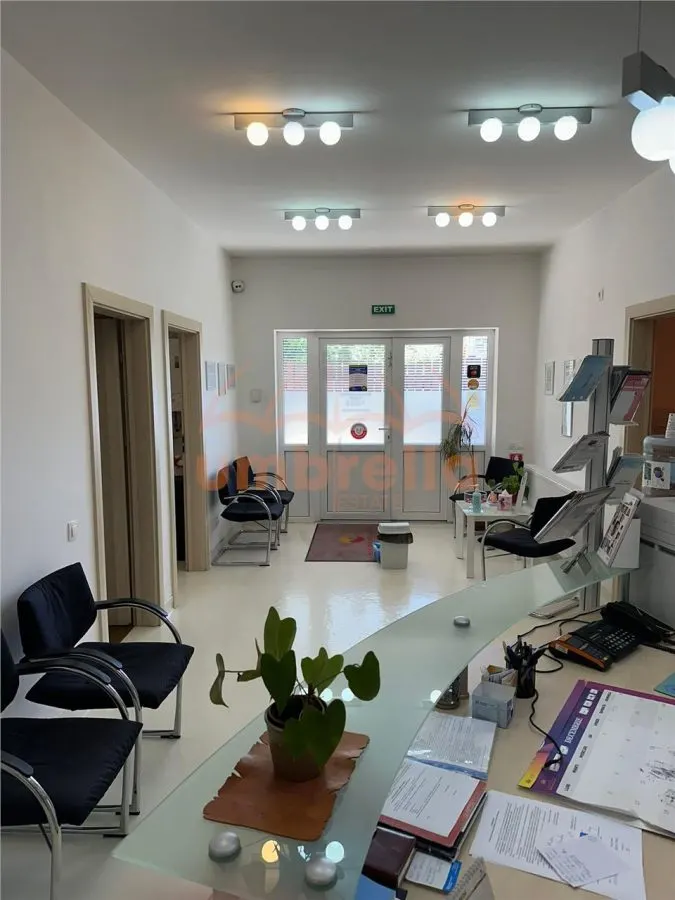 De inchiriat - cabinet ( clinica medicala ) - foto 4