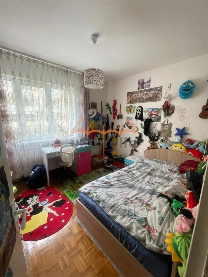 Apartament 4 camere la cheie + GARAJ, zona Spital TBC - foto 5