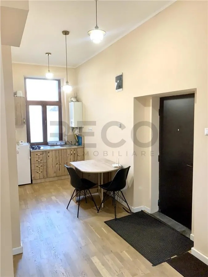 RECO  Apartament de închiriat cu 2 camere, ultracentral, complet renovatÂ 60 mp, etaj 1, aproape de Universitate - foto 8