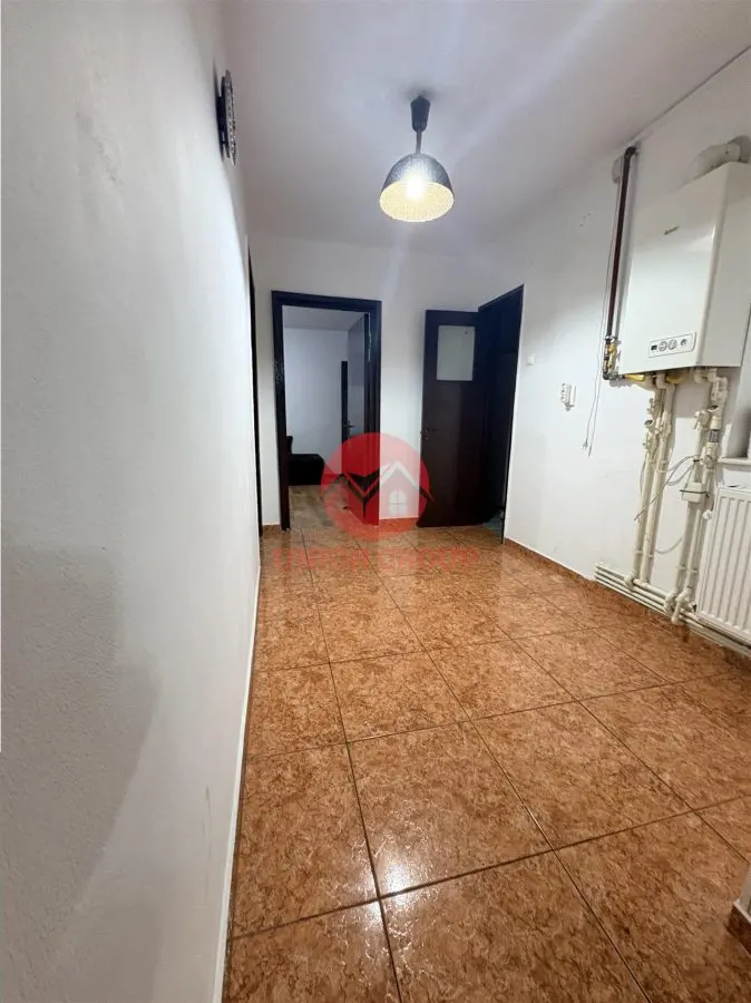 Apartament 3 Camere Decomandat Zona Tomis Nord - foto 8