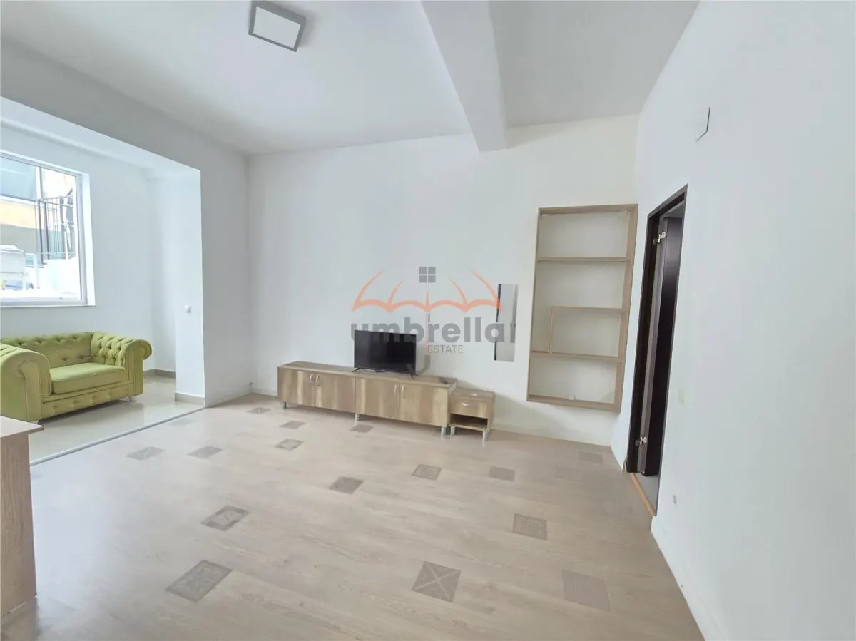 DE INCHIRIAT ap 2 cam, modern, gradina,  parcare, 60mp, 450 euro - foto 10