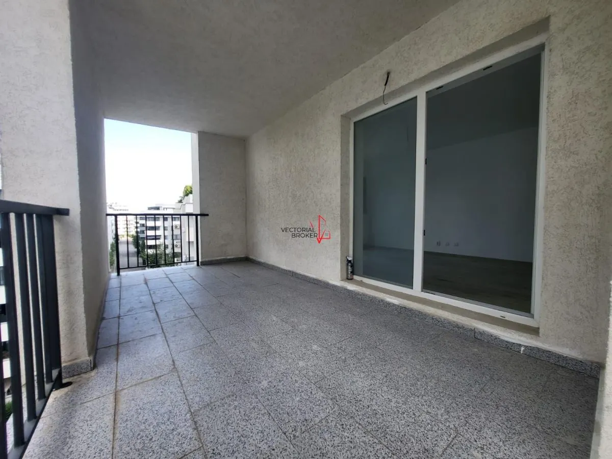SE VINDE 3 CAMERE DECOMANDAT CU TERASA 22MP+BALCON - foto 1