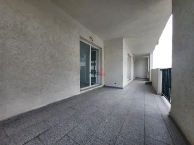 SE VINDE 3 CAMERE DECOMANDAT CU TERASA 22MP+BALCON - foto 2