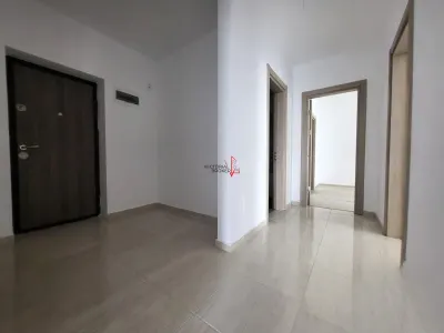 SE VINDE 3 CAMERE DECOMANDAT CU TERASA 22MP+BALCON - foto 5