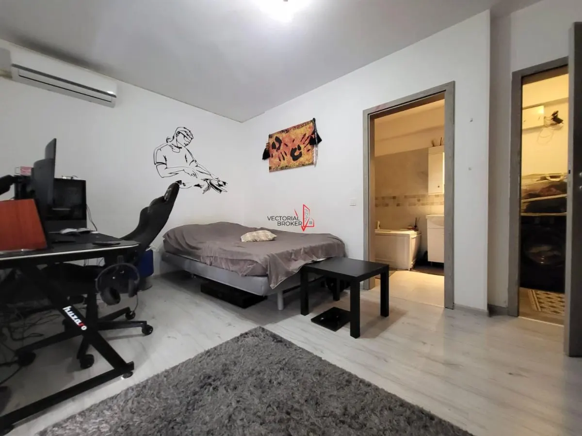 3 CAMERE DECOMANDAT + 2 PARCARI + 30MP CURTE IN PROPRIETATE - foto 11