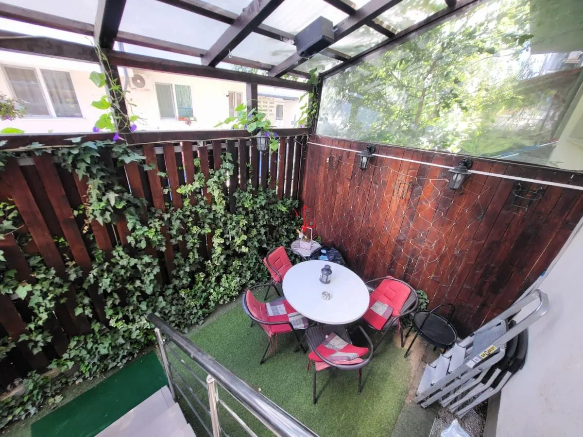3 CAMERE DECOMANDAT + 2 PARCARI + 30MP CURTE IN PROPRIETATE - foto 3