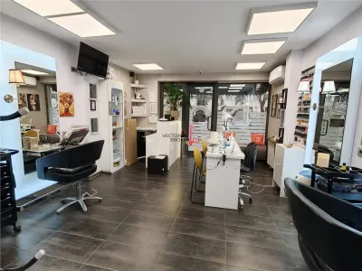 Spatiu comercial + salon de infrumusetare ACTIV - Bucuresti