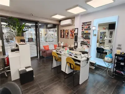 Spatiu comercial + salon de infrumusetare ACTIV - foto 6