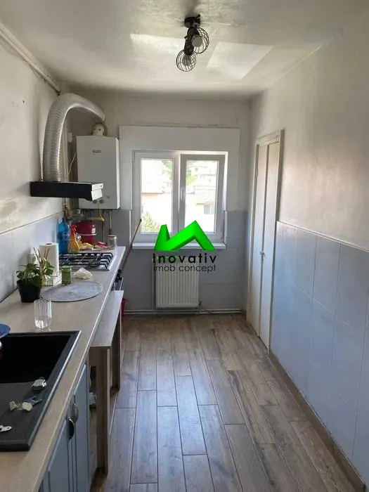 Apartament de vanzare 2 camere decomandat Sibiu Strand - foto 4