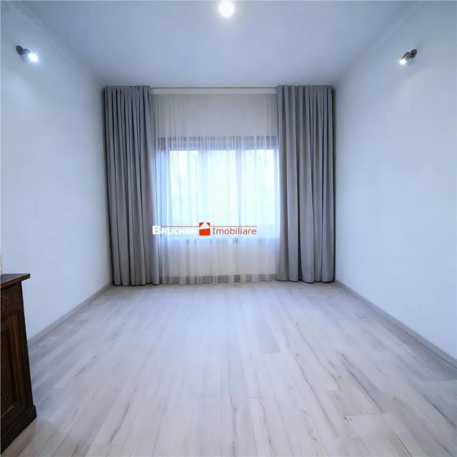 Spatiu de inchiriat in zona ultracentrala â€“ ideal pentru birouri, cabinete sau activitati de servicii - foto 2