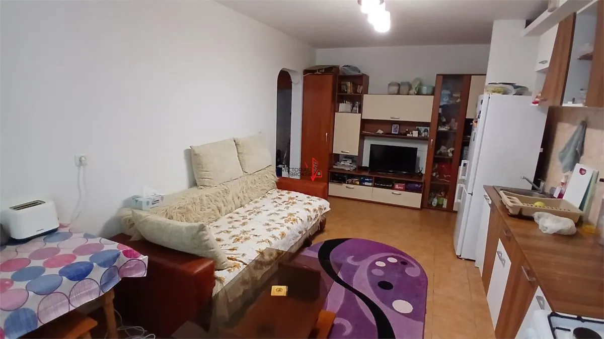 Studio spatios, centrala proprie, bloc 1981, Uverturii - foto 2
