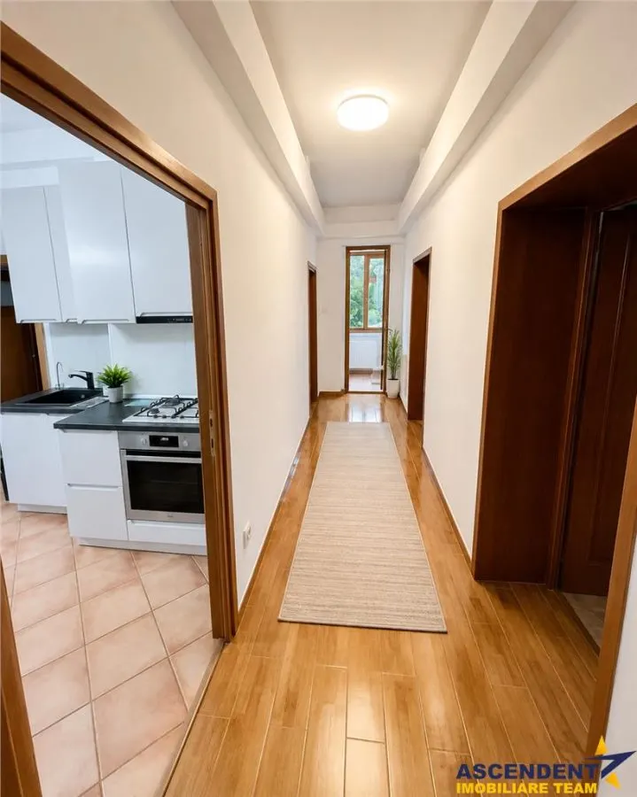 Pet friendly! Refugiu urban, 20 mp gradina privata, 2 camere, 65 mp, regim vila, Dealul Cetatii, Brasov - foto 5