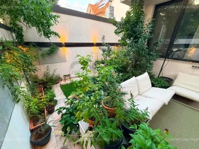1 Mai  - Pta Victoriei - Apartament 3 camere -gradina de 95 mp amenajata - Bucuresti