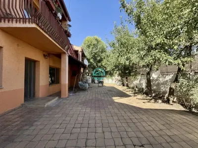Casa de vanzare de 342 mp, teren 317, zona Semicentrala - foto 2