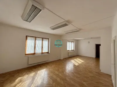 Casa de vanzare de 342 mp, teren 317, zona Semicentrala - foto 3