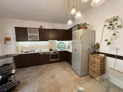 Casa de vanzare de 342 mp, teren 317, zona Semicentrala - foto 8