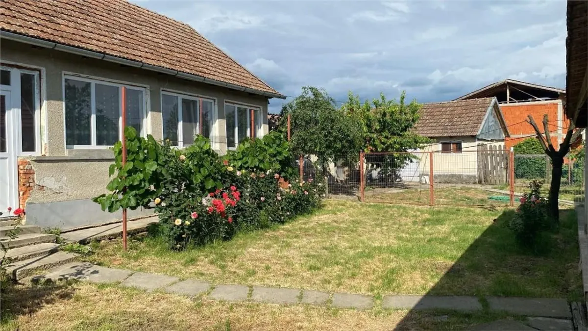 RECO Casa la tara, la 19km de Oradea - foto 5