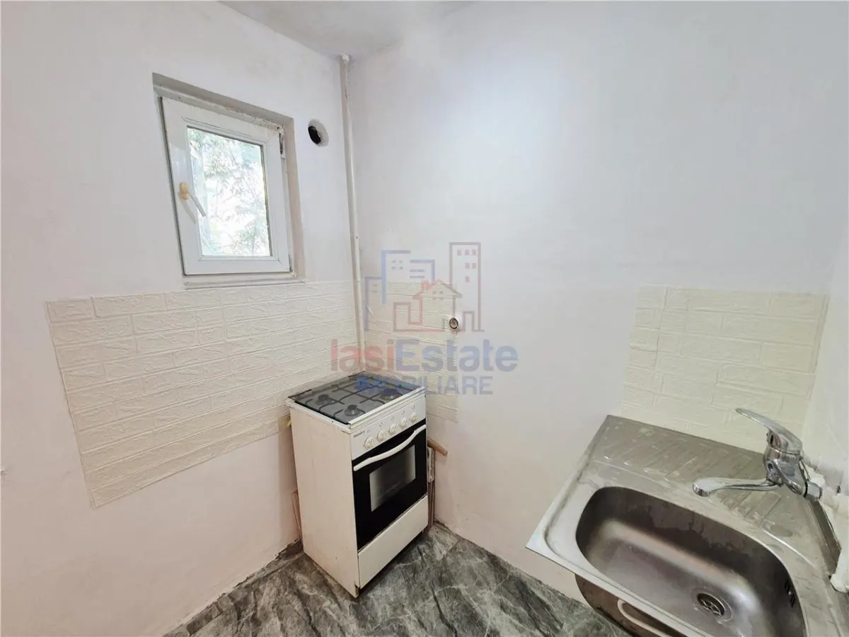 Apartament cu 2 camere de vanzare in Tatarasi - Complex Ciurchi - foto 4