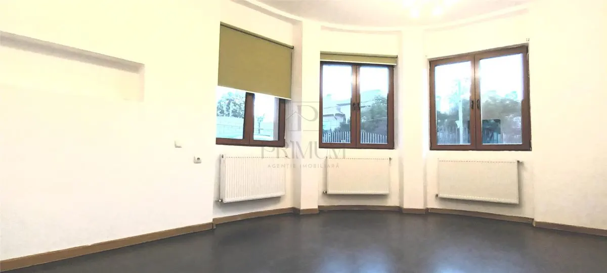 Vila  D+P+1+M de inchiriat pentru birouri 6 camere - Complexul Studentesc - foto 1