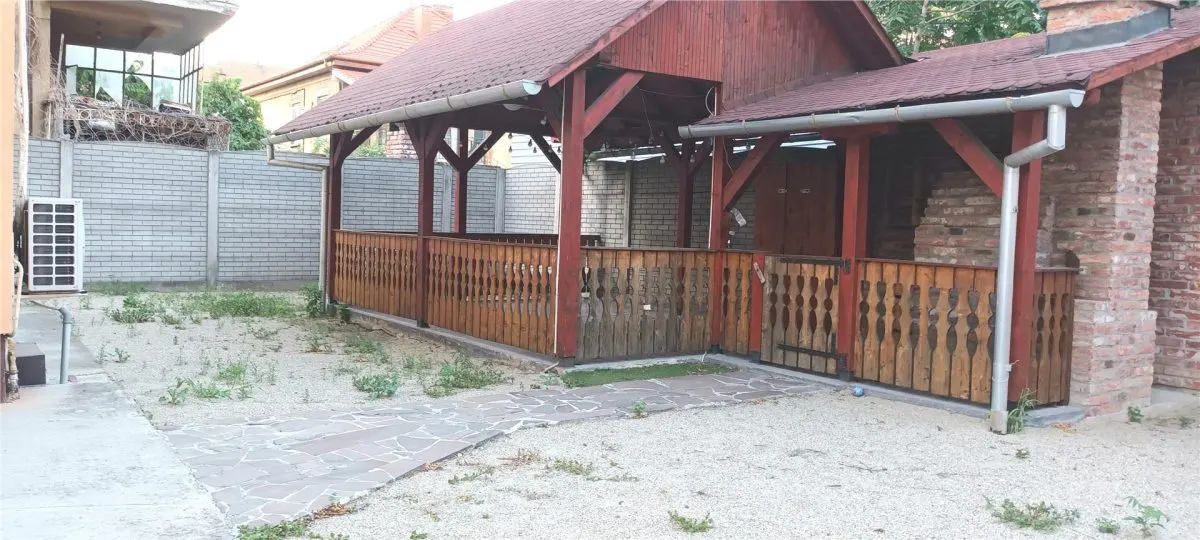 Vila  D+P+1+M de inchiriat pentru birouri 6 camere - Complexul Studentesc - foto 11