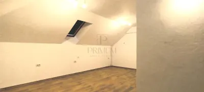Vila  D+P+1+M de inchiriat pentru birouri 6 camere - Complexul Studentesc - foto 12