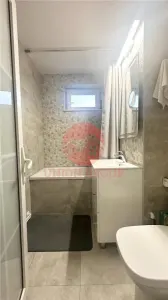 Apartament Impecabil, 3 Camere Decomandat, Zona KM 4-5 - foto 9