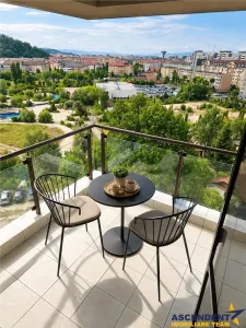 Pet  friendly! Studio 52 mp + terasa, priveliste, parcare, mobilat, echipat - Brasov