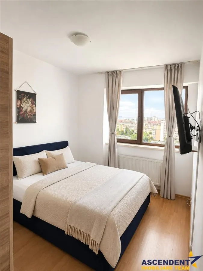 Pet  friendly! Studio 52 mp + terasa, priveliste, parcare, mobilat, echipat - foto 3