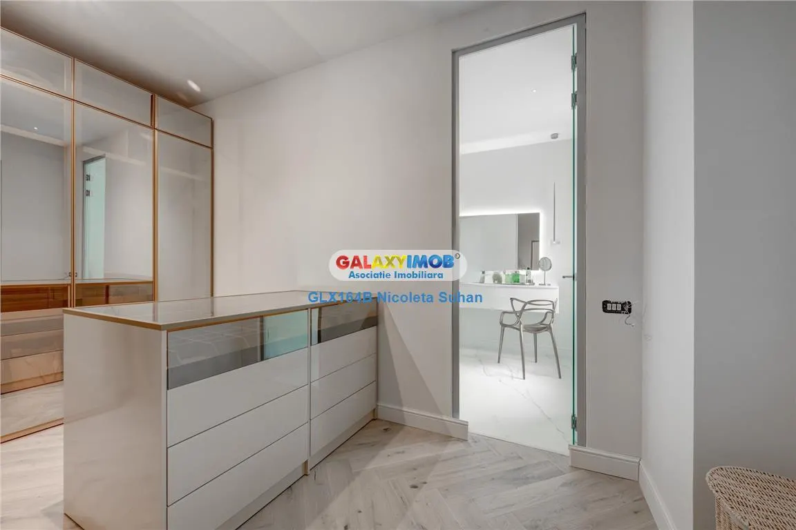 VANZARE CASA SPECTACULOASA DOROBANTI RENOVATA IN TOTALITATE - foto 7