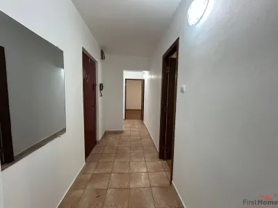 Apartament cu 3 camere de vanzare, zona Piata Moldovei - foto 10