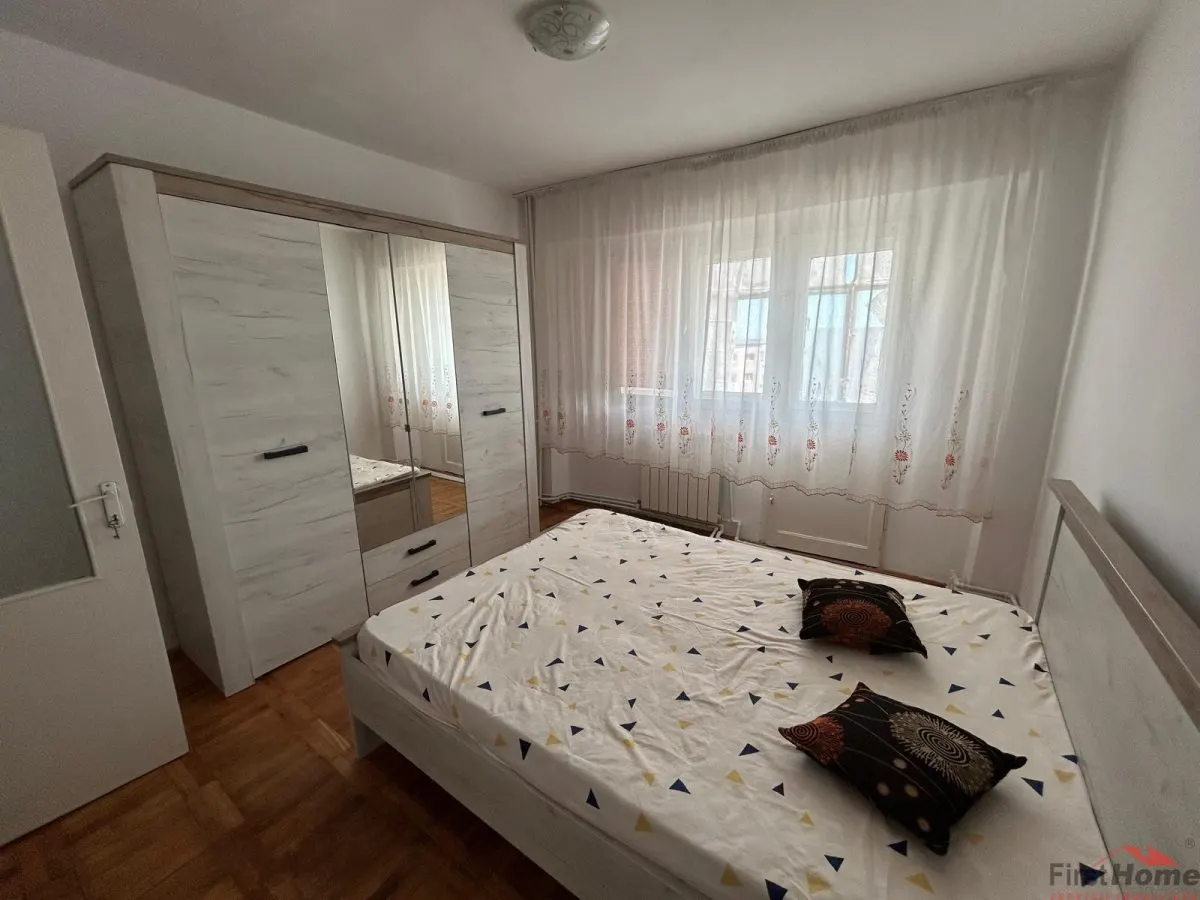 Apartament cu 3 camere de vanzare, zona Ceasul Rau. - foto 3