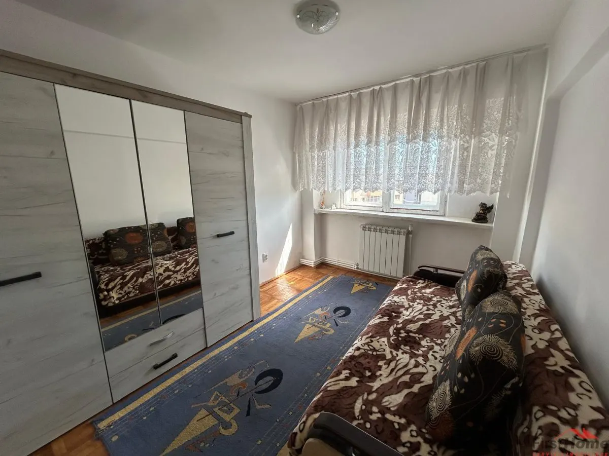Apartament cu 3 camere de vanzare, zona Ceasul Rau. - foto 4