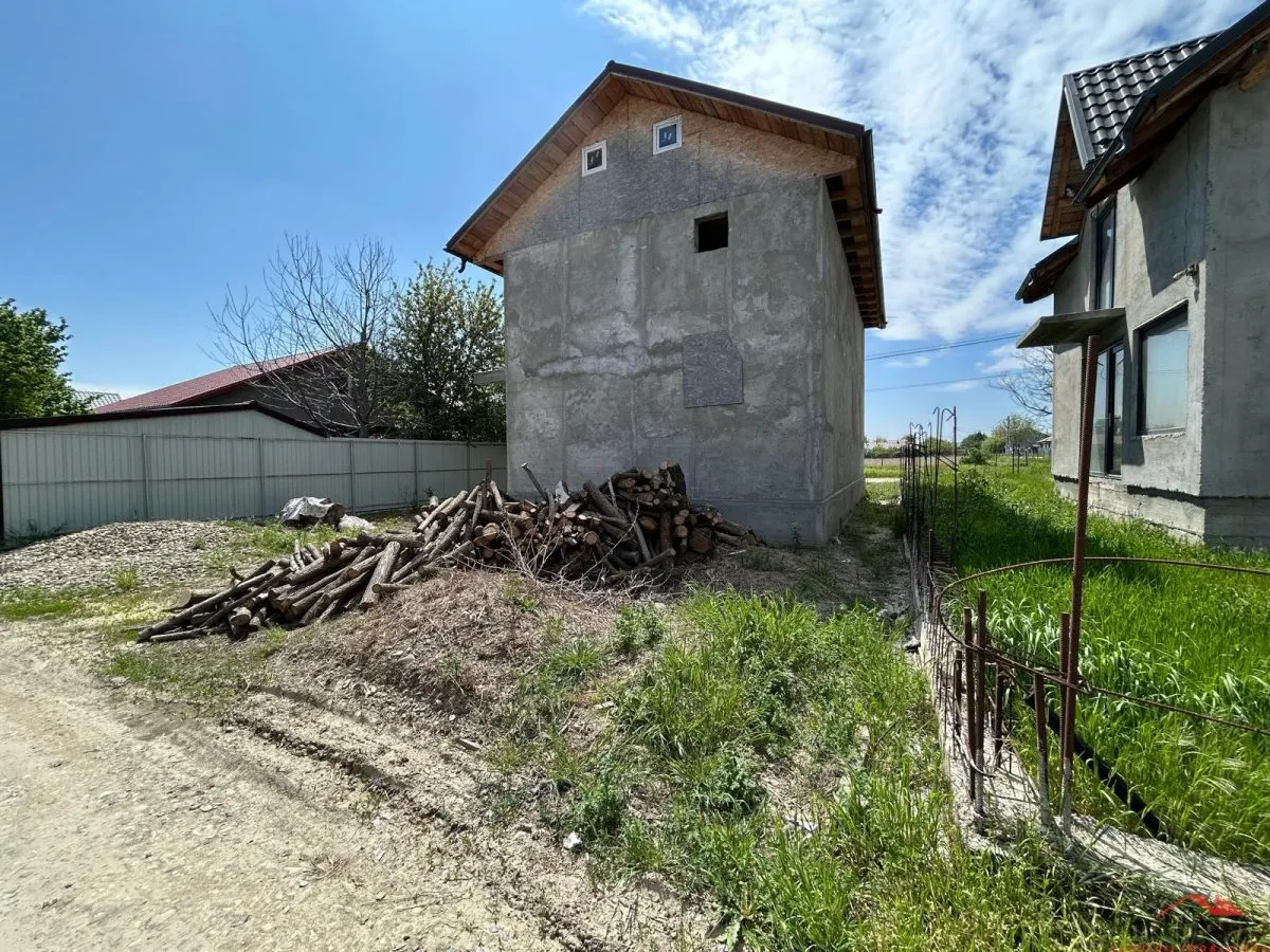 Casa P+1 de vanzare in Campineanca, cartier tineretului - foto 3