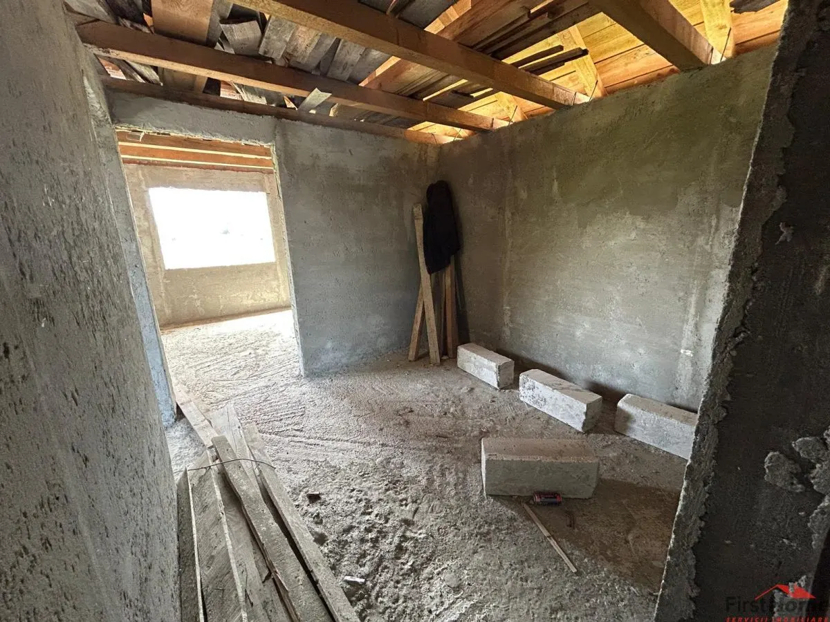 Casa P+1 de vanzare in Campineanca, cartier tineretului - foto 9