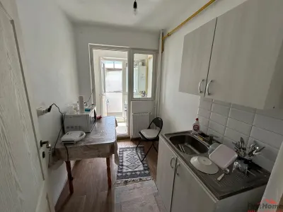 Garsoniera de vanzare etaj 3, zona Ceasul Rau - foto 6