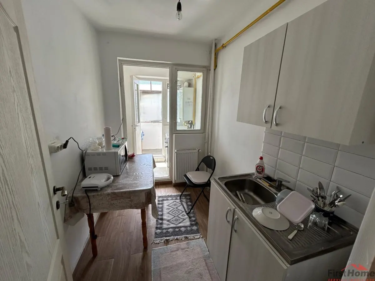 Garsoniera de vanzare etaj 3, zona Ceasul Rau - foto 6