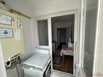 Garsoniera de vanzare etaj 3, zona Ceasul Rau - foto 7