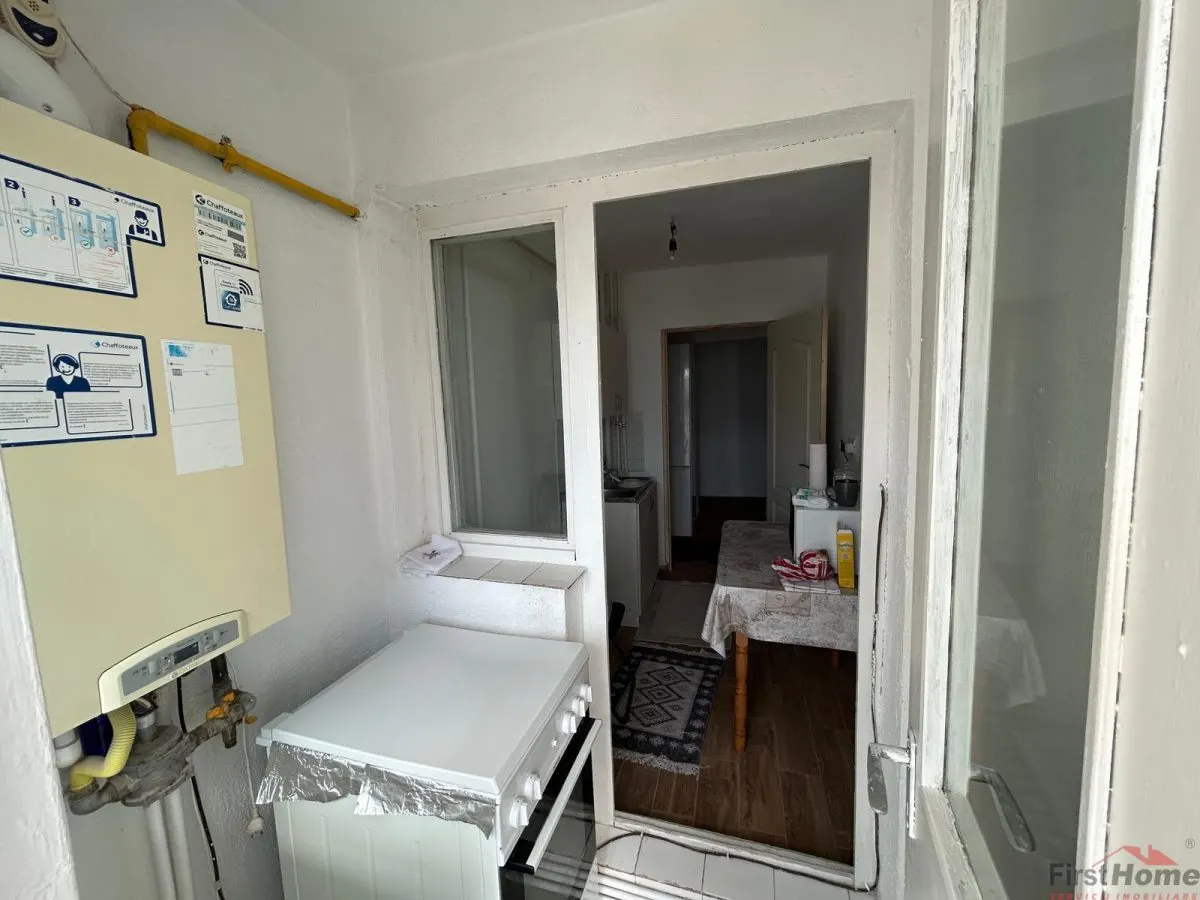 Garsoniera de vanzare etaj 3, zona Ceasul Rau - foto 7