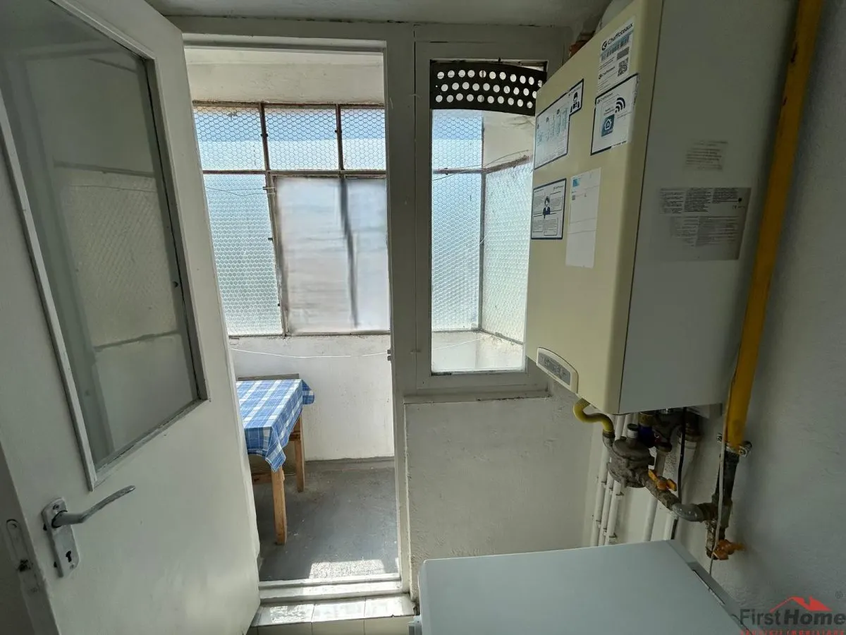 Garsoniera de vanzare etaj 3, zona Ceasul Rau - foto 8