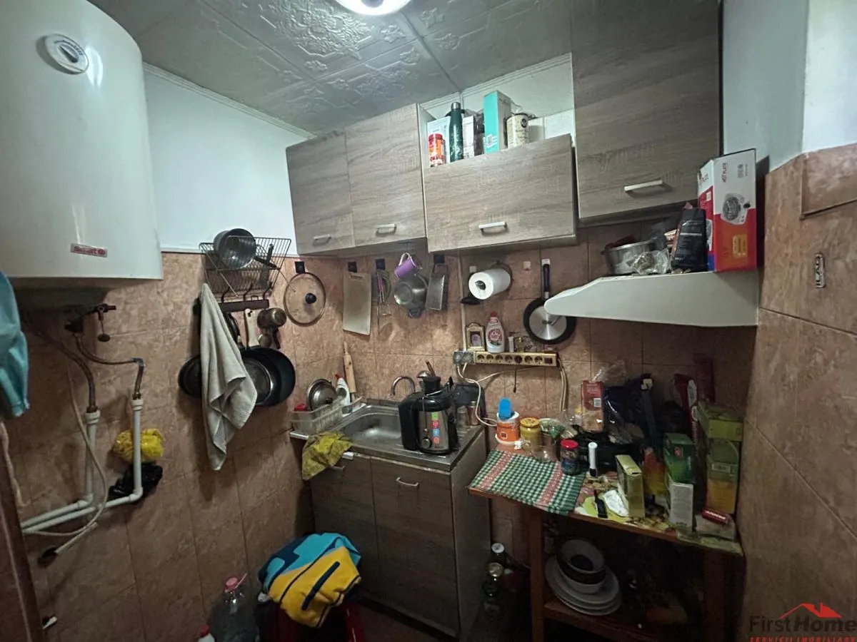 Apartament cu 2 camere de vanzare Odobesti zona liceul Duiliu Zamfirescu - foto 5