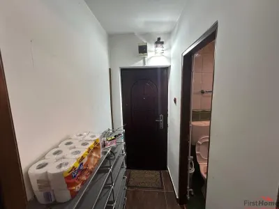 Apartament cu 2 camere de vanzare Odobesti zona liceul Duiliu Zamfirescu - foto 7