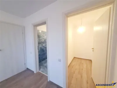 Vila superba cu 5 camere, intabulata 2025, P+E, toate utilitatile, Harman, Brasov - foto 14